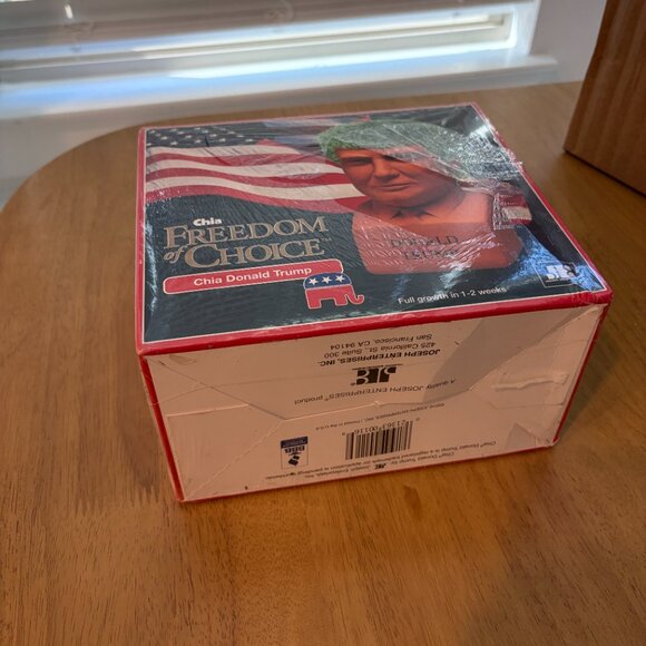 Chia Pet President Donald Trump Freedom of Choice Pottery Planter. NIB. Plastic - Picture 3 of 4